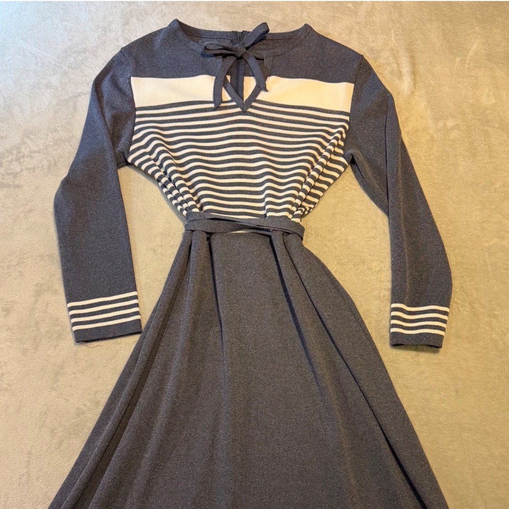 Vintage 70s Nautical Striped Knit Midi Dress Blue White Long Sleeve Size 14.5